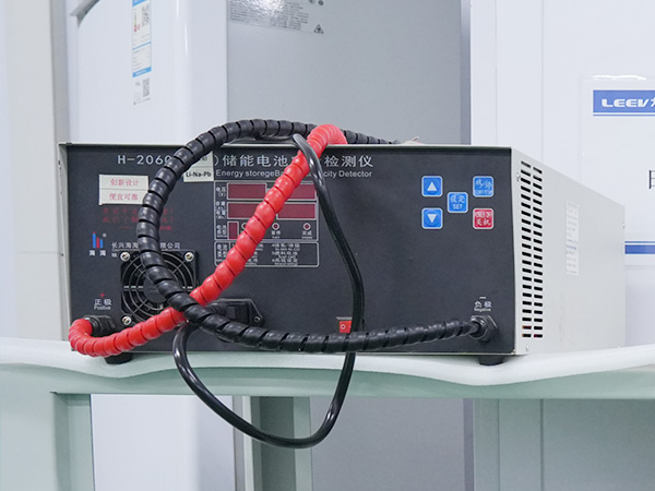 Battery Capacity Tester